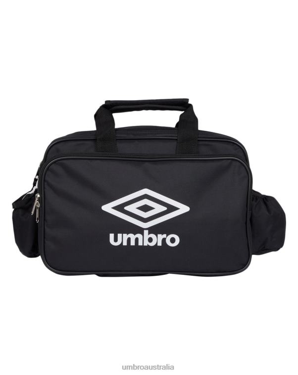 Umbro Footwear And Apparel Store 